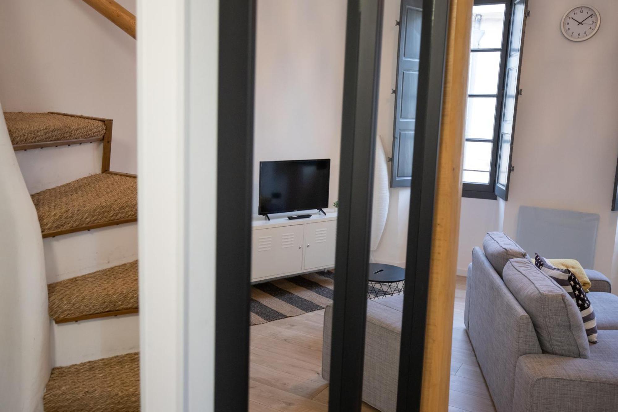 カルパントラLe Duplex - Hypercentre - Wifiアパートメント エクステリア 写真